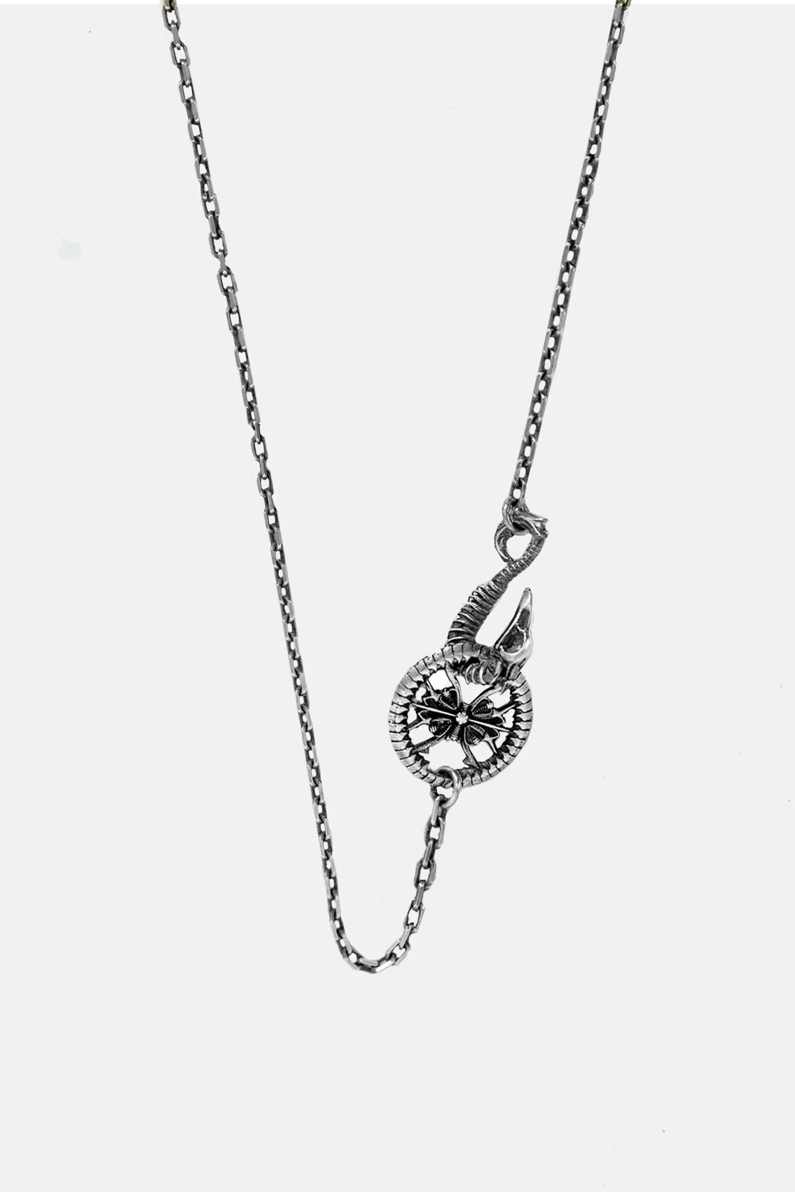 CROW HOOK CHAIN IN STERLING SILVER