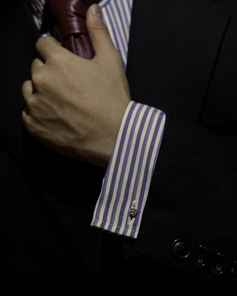 FLOWER FASTENING BUTTON IN STERLING SILVER - Youths In Balaclava